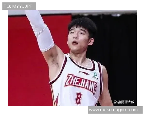 杭州篮球队在精英赛中以76分高居积分榜首位，展现强劲实力